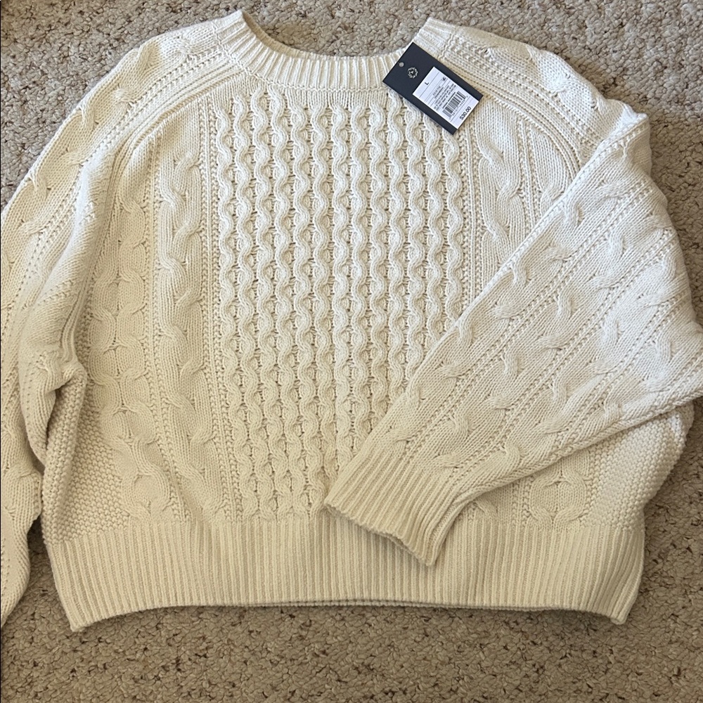 Universal Thread Cream Cable Knit Sweater